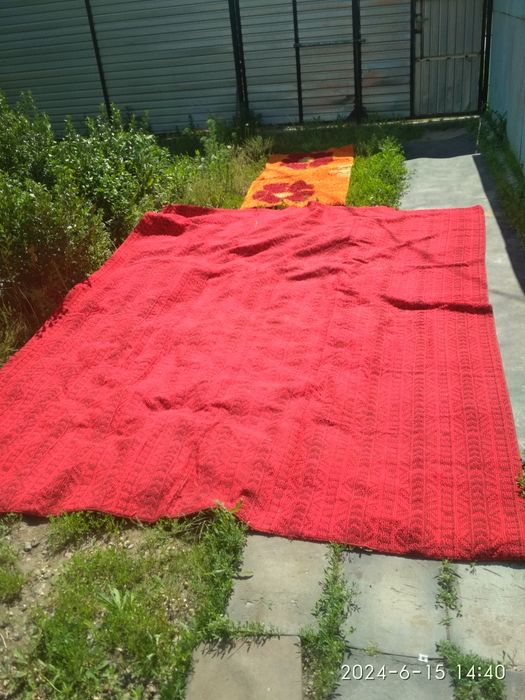 Продам ковер и палас