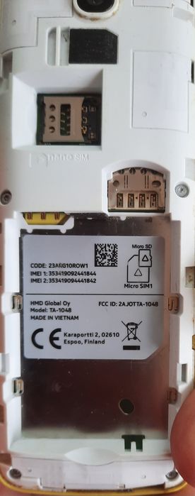 Nokia 8110 (banană) şi Samsung A 510F. 0740186992