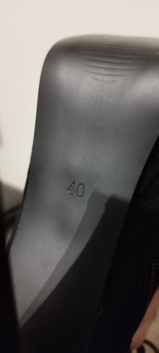 Високи боти 40 номер