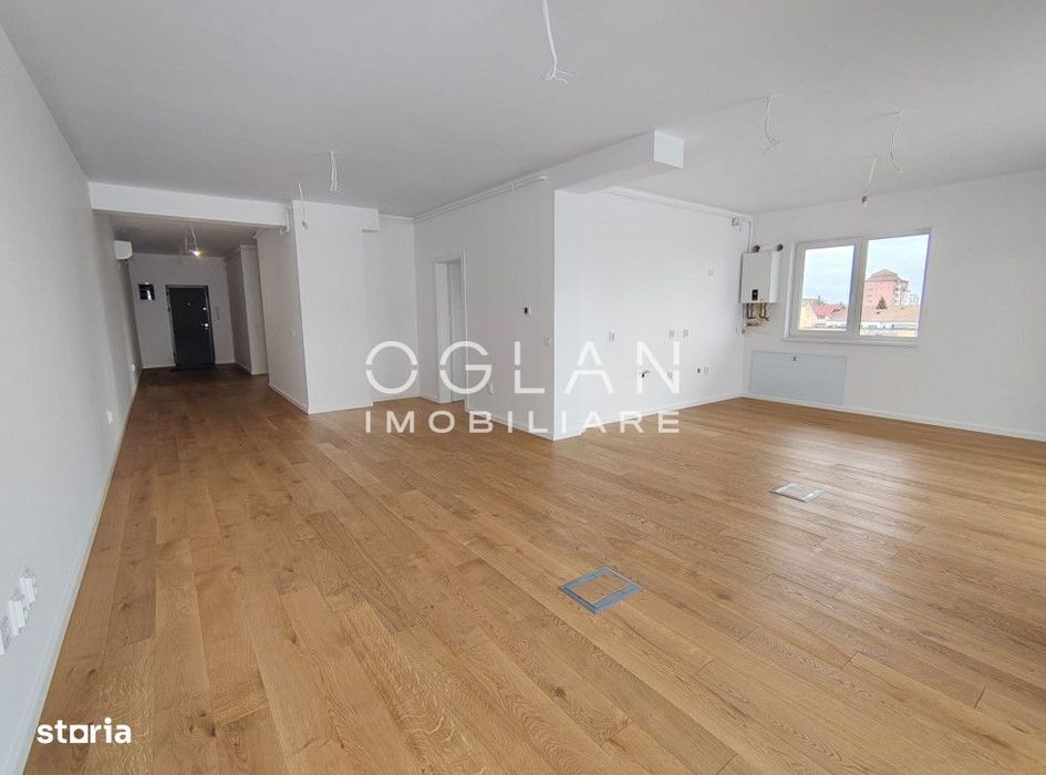 Penthouse 4 cam, terasa 78 mp, La Cheie, D. Stanca