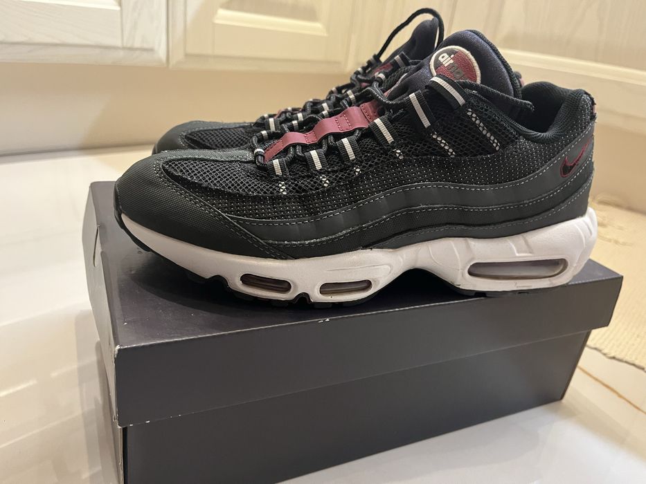 Nike Air Max 95 номер 44 / 10 US