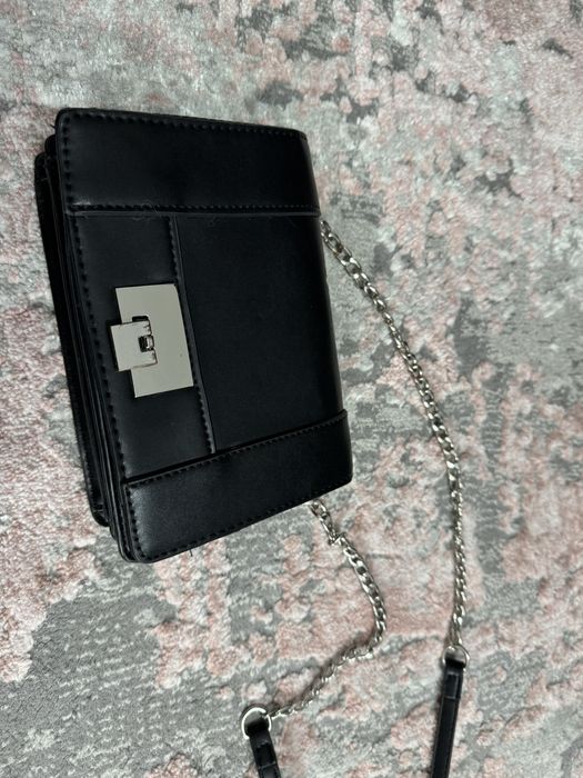 Geanta neagra eleganta