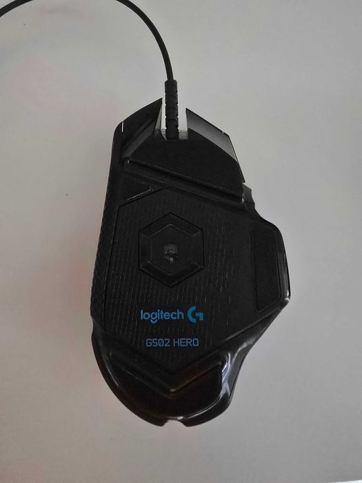 Logitech G502 HERO | Mouse Gaming cu Fir + Greutăți