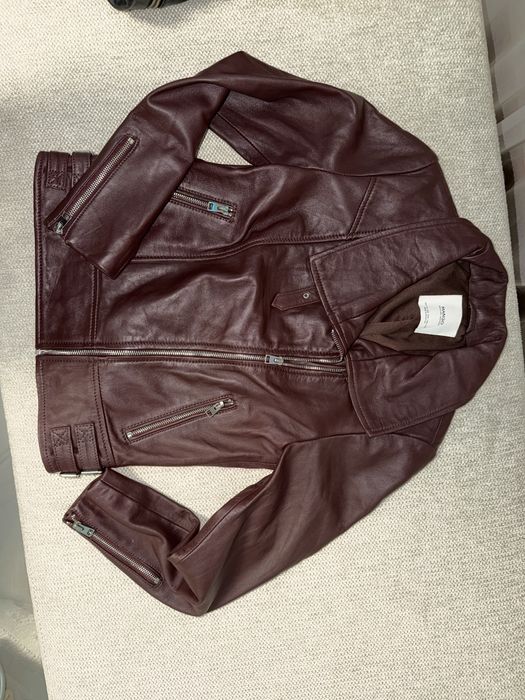 Яке от ЕСТЕСТВЕНА кожа на Mango