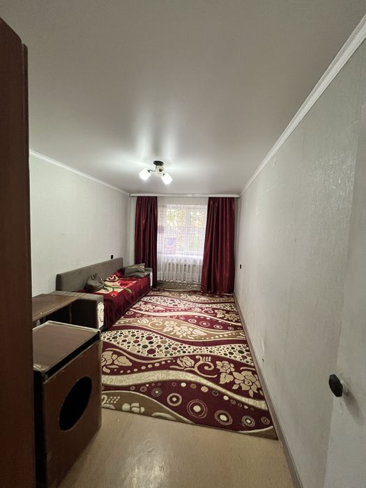 Продам 2 ком кв 52 м2 в районе Галактики
