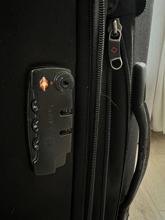 Чемодан samsonite
