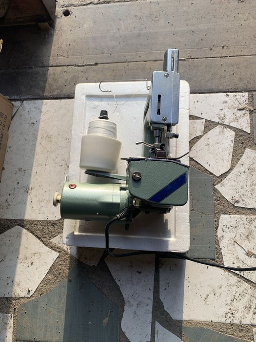 Продаётся мешкозашивочная машинка