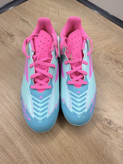 Обувки за футбол Adidas