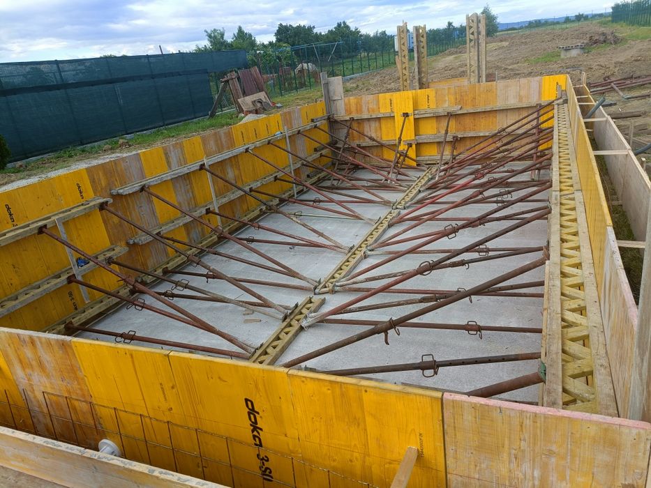 Inchiriez Schela metalica,popi, sisteme petru cofraje cu panouri