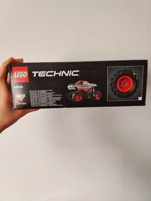 LEGO Technic 42200 Monster Jam ThunderROARus
