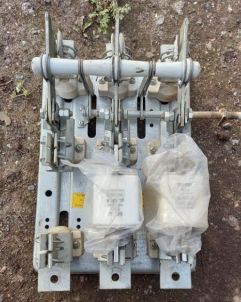 Продам Рубильник 400А