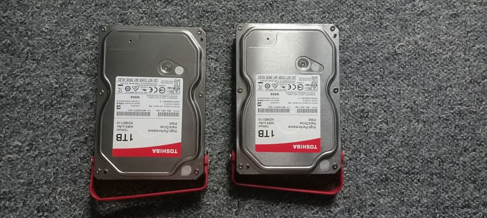 Сетевой диск NAS ShareCenter DNS-320L 2 ТБ