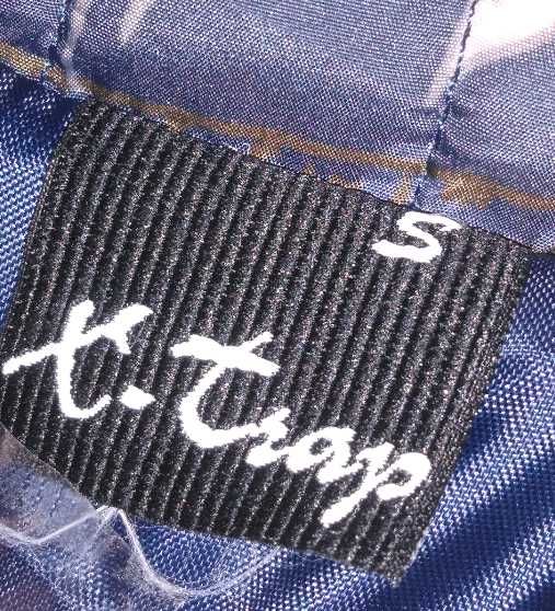 Продавам пролетно-есенно дамско яке размер (S)