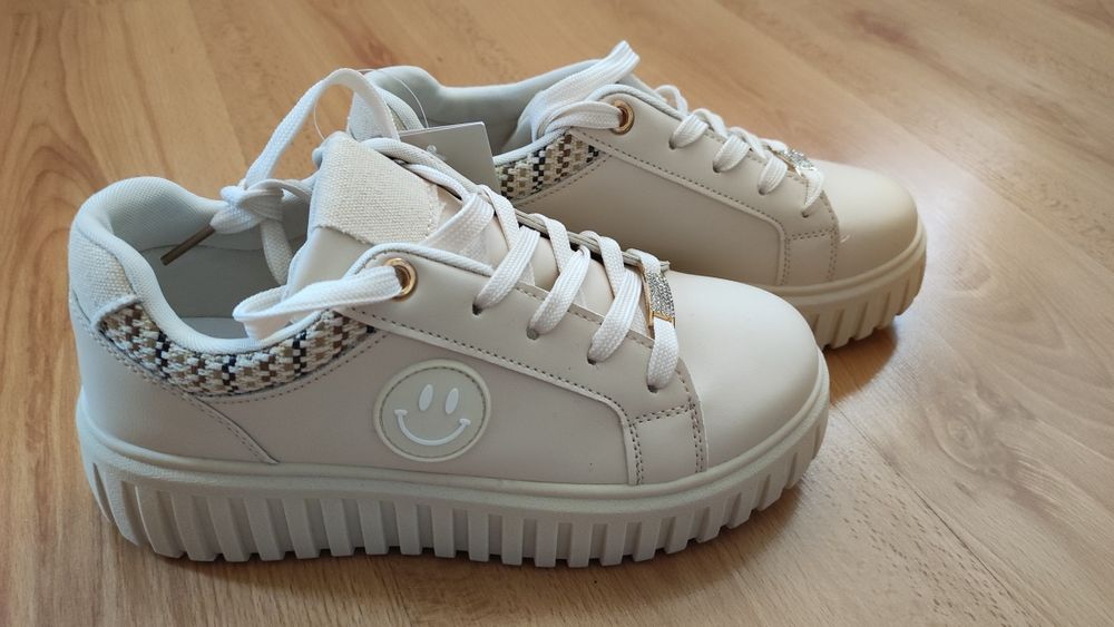 Спортни обувки , new balance, Bianki,Vagabond, и др.