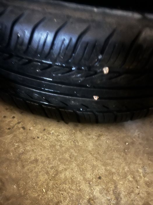 Продам летние шины с дисками
