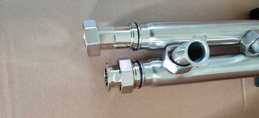 Butelie egalizare inox cu 3 circuite Noua cu izolatie filet 1 tol