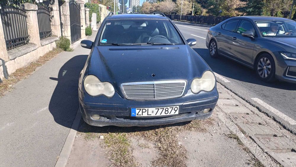 vand mercedes c200 an 2002