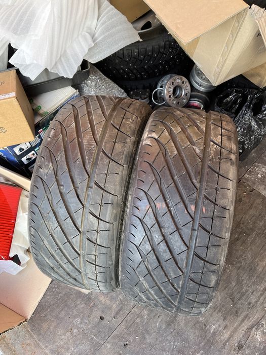 Два баллона 215/35 R18