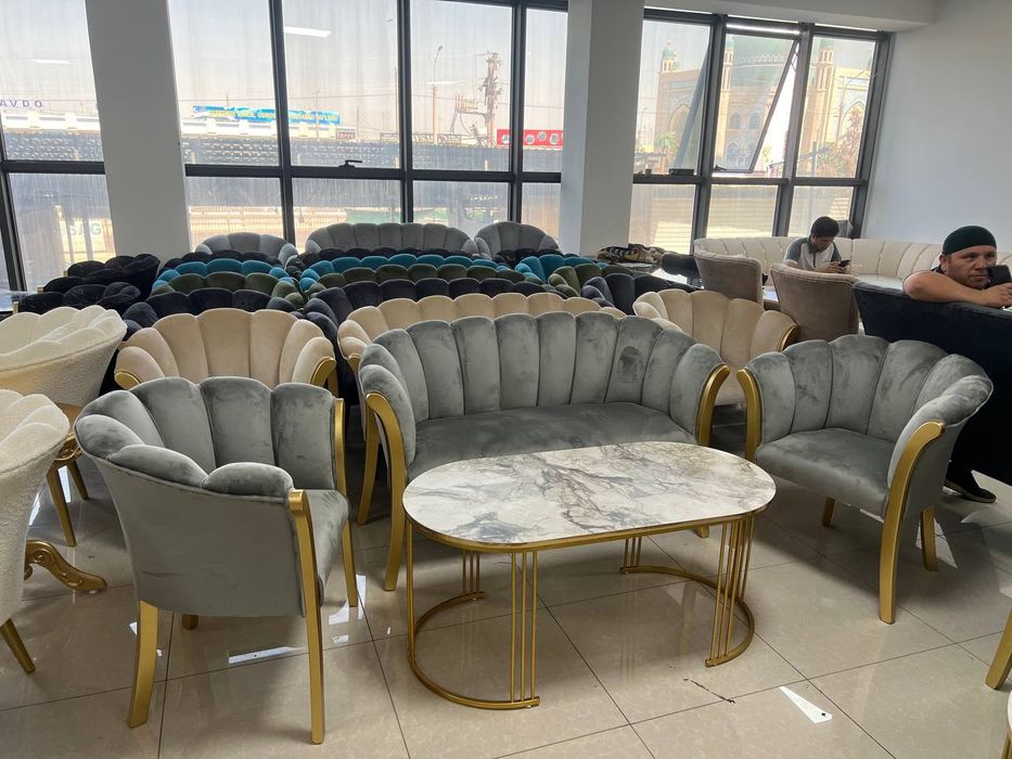 Журнальный столик для гостиной и в зал ожидания Jurnalniy stol