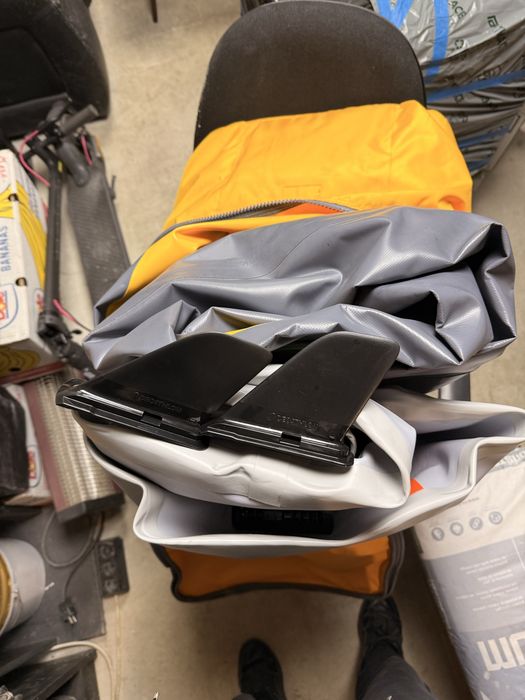 Надуваем двуместен каяк 100+