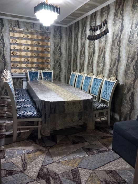 Nurafshon shahar yangiobod 15/17 kv sotiladi