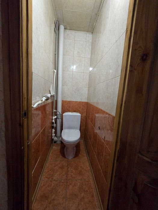 Продам пятикомнатную квартиру