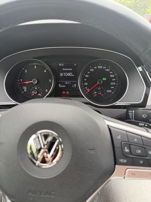 VOLKSWAGEN Passat 2020 — imagine 4