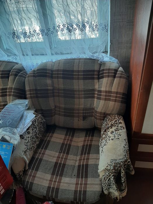 Срочно Отдам даром Диван