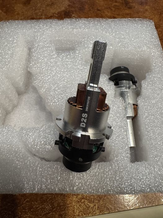 Set Becuri LED-Xenon D2S Bullvission