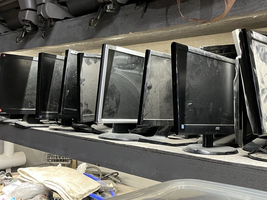 продам мониторы