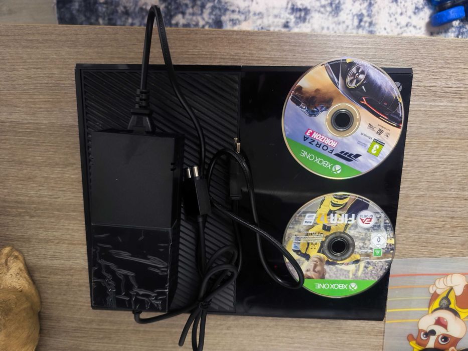 Xbox One 500 GB