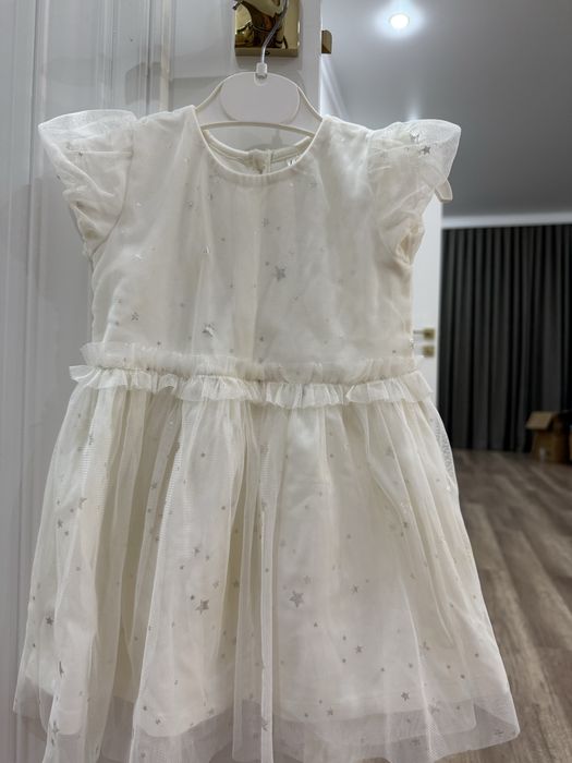 Продам детские вещи для девочки