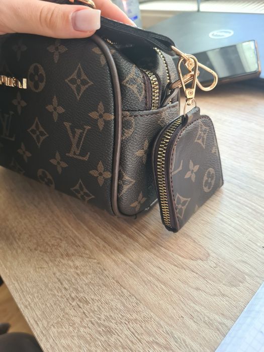 geanta Louis Vuitton