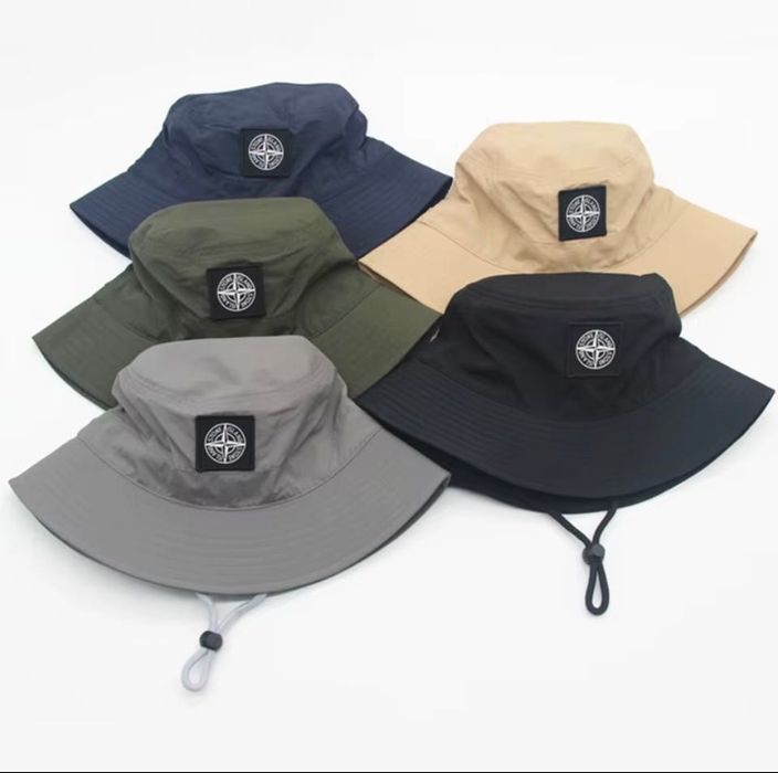 Stone Island шапки