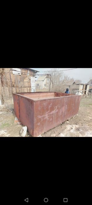 Бак большой в нормальной состоянии