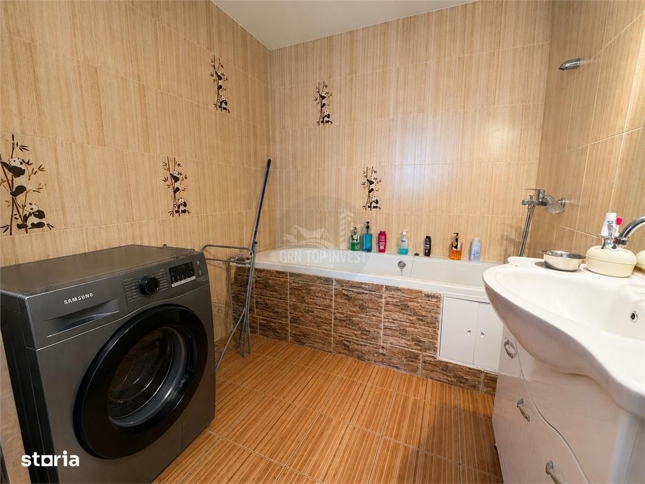 Casa individuala 5 camere 2 bai teren 545mp - Lupeni