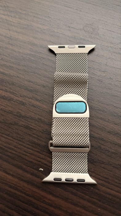 Метална каишка milanese Apple Watch
