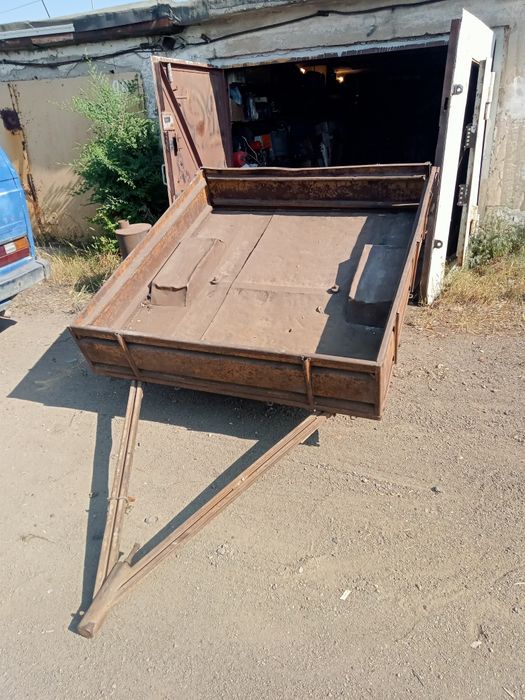 Продам прицеп на автомобиль