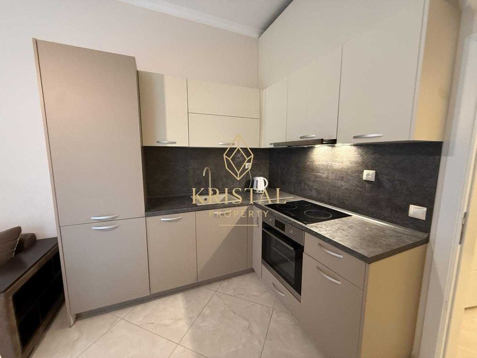 Продава се Двустаен апартамент в Свети Влас - 47 кв.м за 1303 €/кв.м - Снимка #1