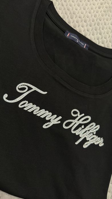 Tommy Hilfiger дасмка тениска