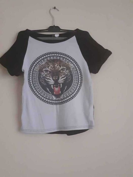 Tricou marimea 34