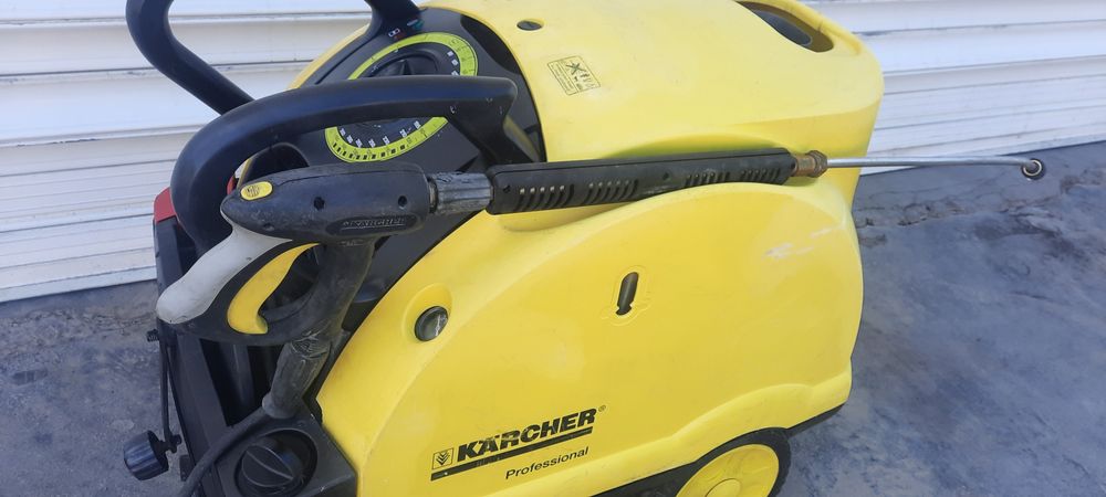Пароструйка  Karcher hds558c Eco220V 3.4кв НайВисок Клас от Машините на 220Волта