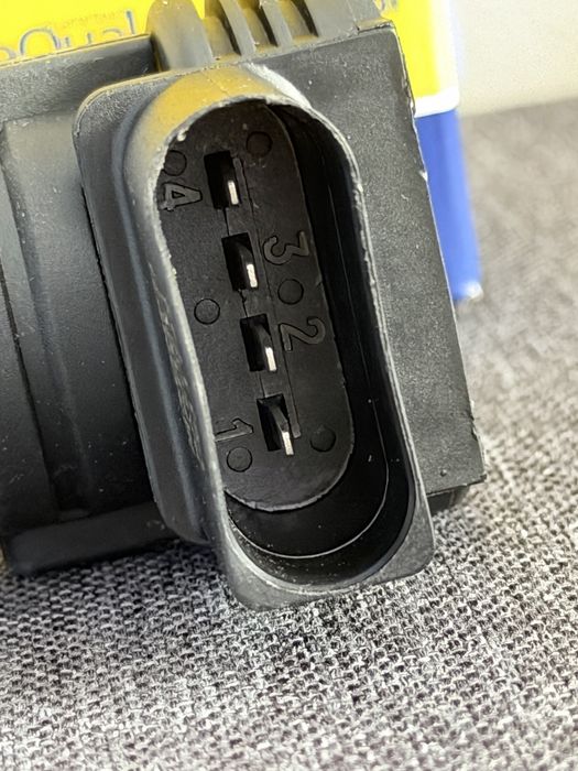 Bobină inducție / aprindere Magneti Marelli BAEQ241 Audi, VW, Seat și Skoda