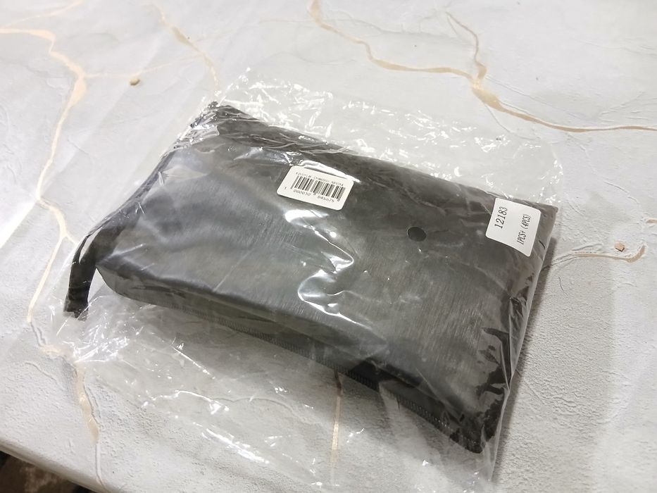 Ko'z oynak qo'shimcha  5 ta palaroid nasadka va koja futlyar bilan