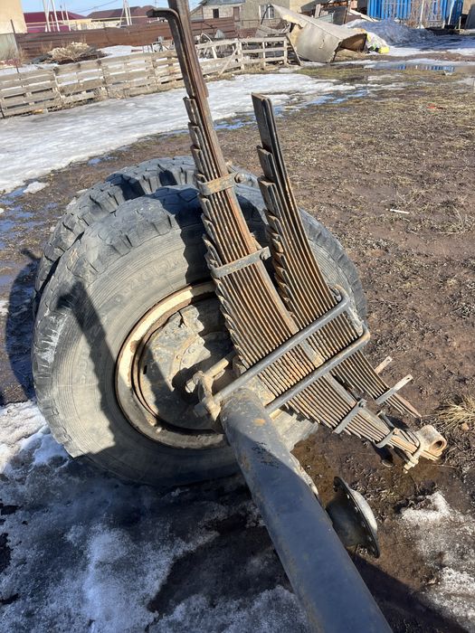 Ось с рессорами от цементовоза Зил