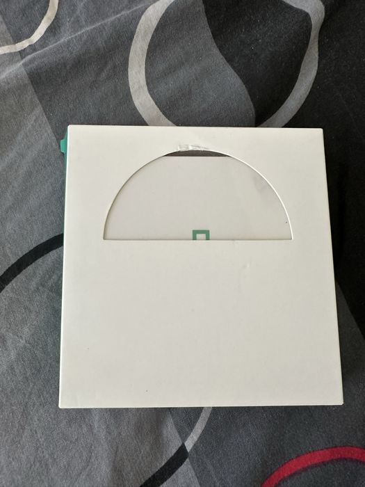 Безжично зарядно за мобилен телефон; Спайдър кабел за зареждане