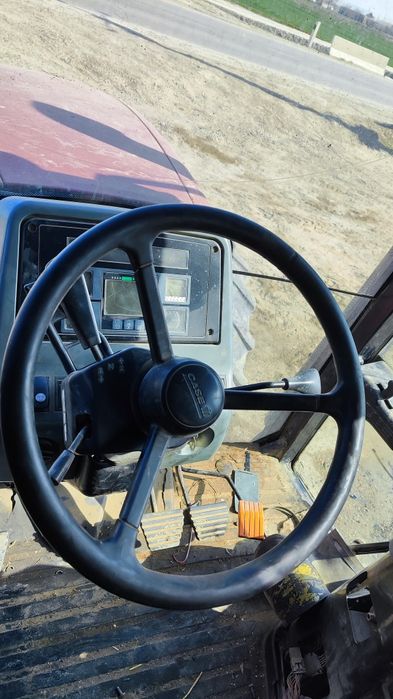 Mx 135 traktor sotiladi