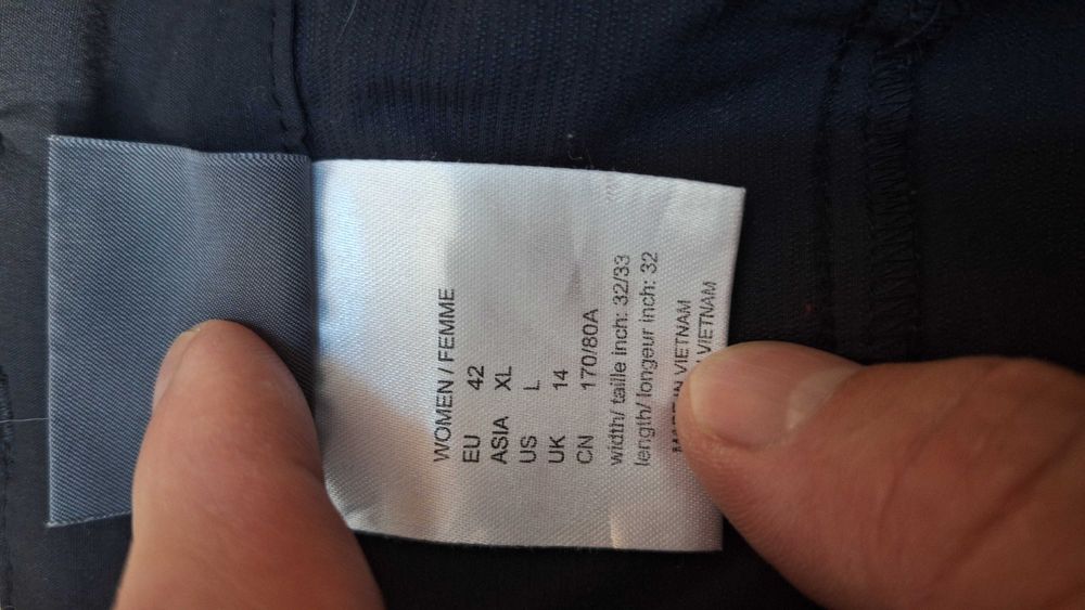 Pantaloni trekking/ sport cu extensii demontabile