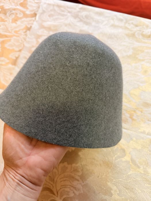 Вълнена шапка тип кофа Mango