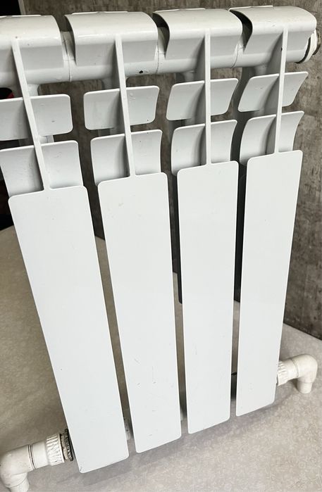 Продается радиатор новый 4 секции